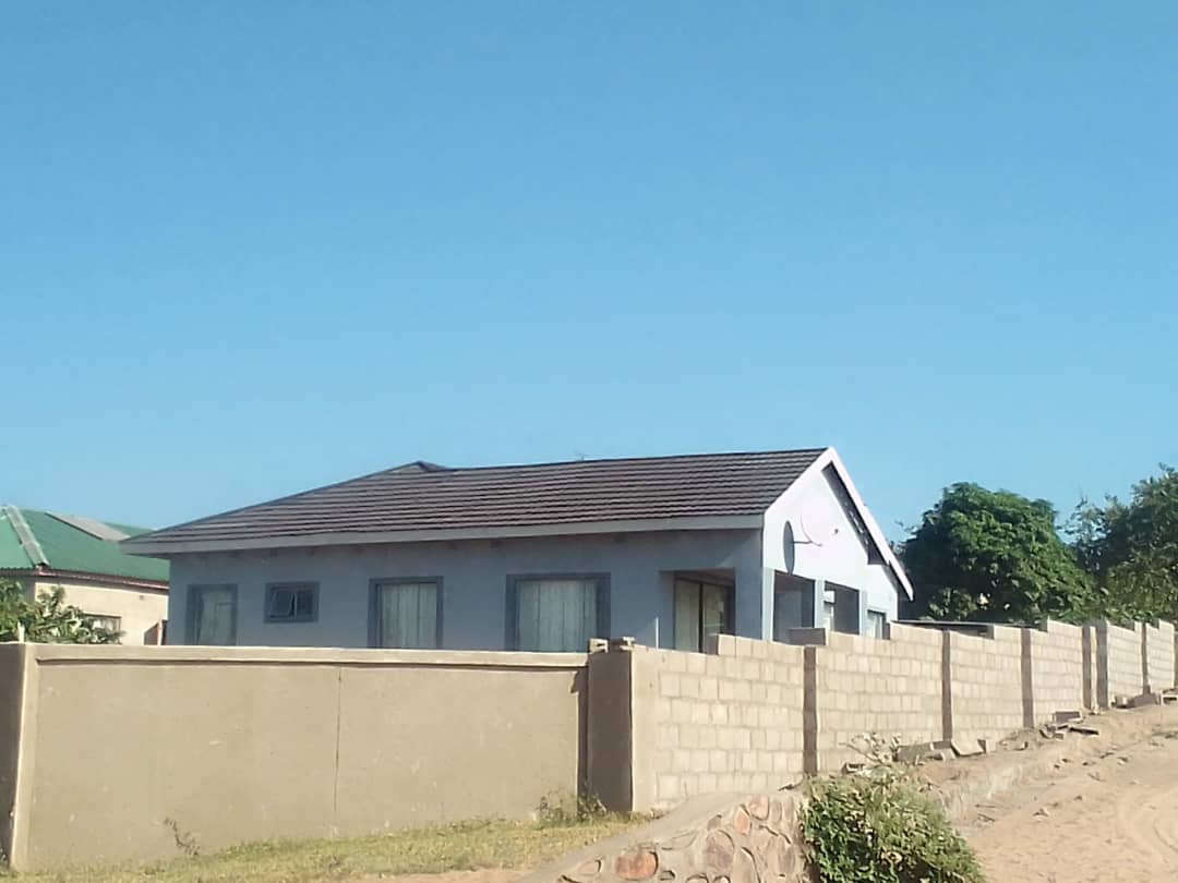 sunshine-guest-house-binga-outside (1)