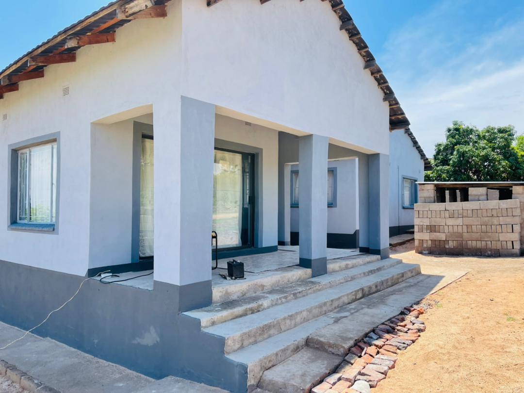 sunshine-guest-house-binga-outside (3)