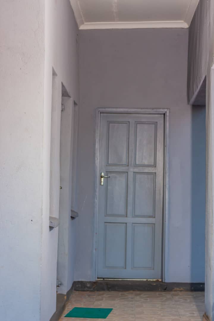 sunshine-guest-house-binga-outside (4)