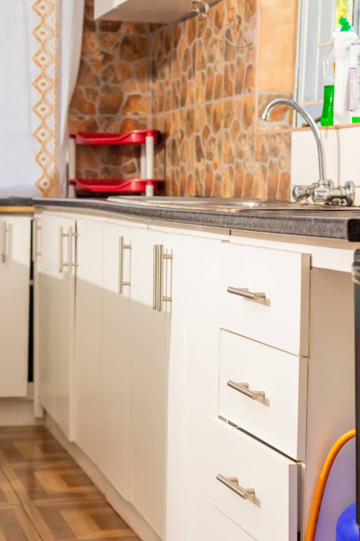 sunshine-guest-house-binga-sink